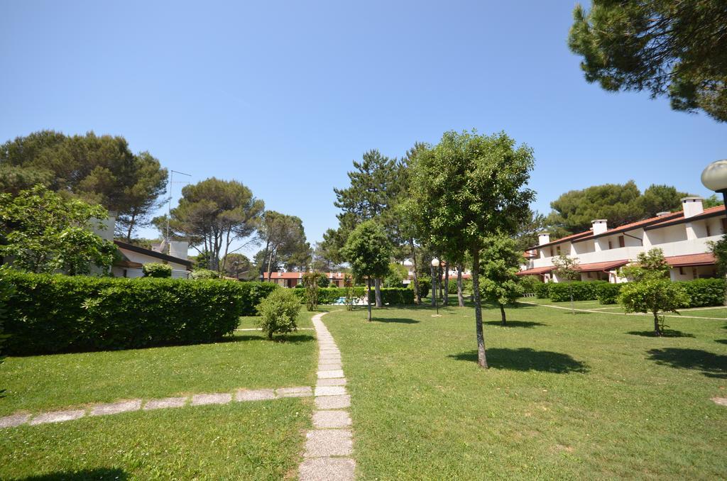 Villaggio Club Dei Pini Bibione Exteriér fotografie